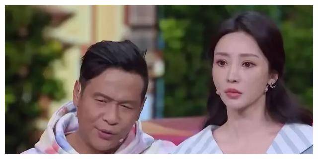 柳岩宋小宝玩转东方卫视春晚，演绎《勇敢做自己》，燃爆全场！