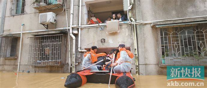 广东省26条河流出现超警洪水