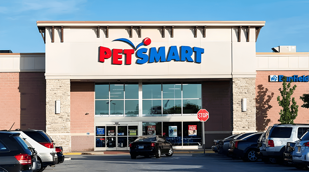 宠m6米乐官方网站登录入口APP下载物零售店PetSmart与PetCo(图2)