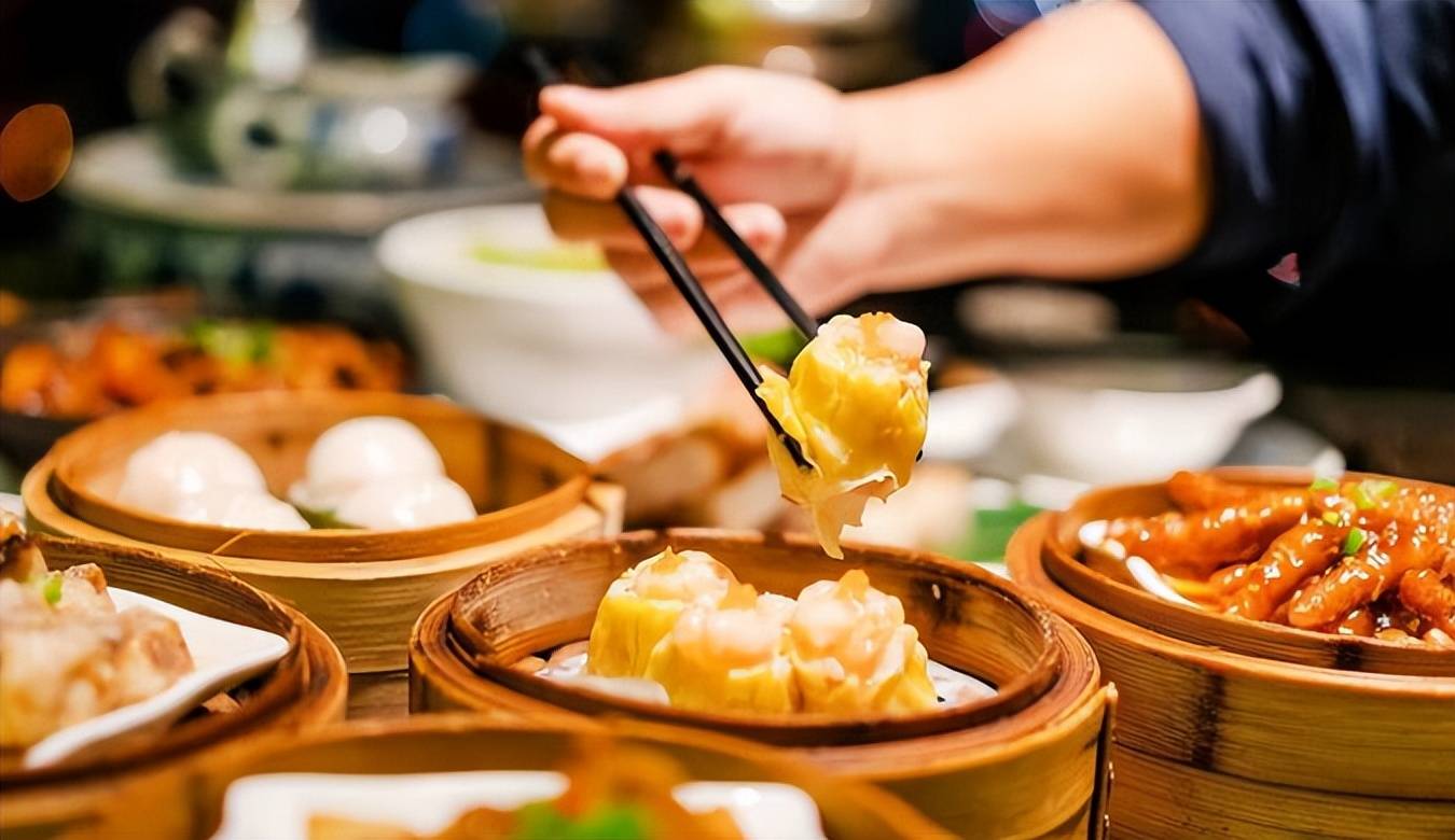 中国哪里早餐“最丰盛”？5个地方上榜，西安能排第2，太会吃了！