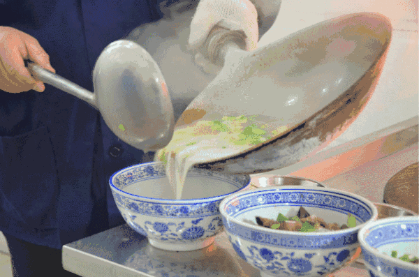 优酷视频：澳门管家婆一肖一码100精准-小满时节品尝时令美食，长三角供销市集上海展销会在嘉定永盛里举办