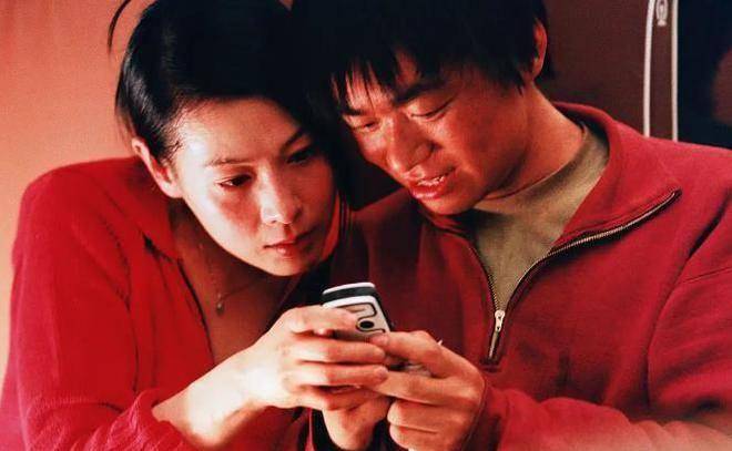5、这部电影的名字是《盲井》。电影的剧情并不复杂。两个杀人犯专门诱骗