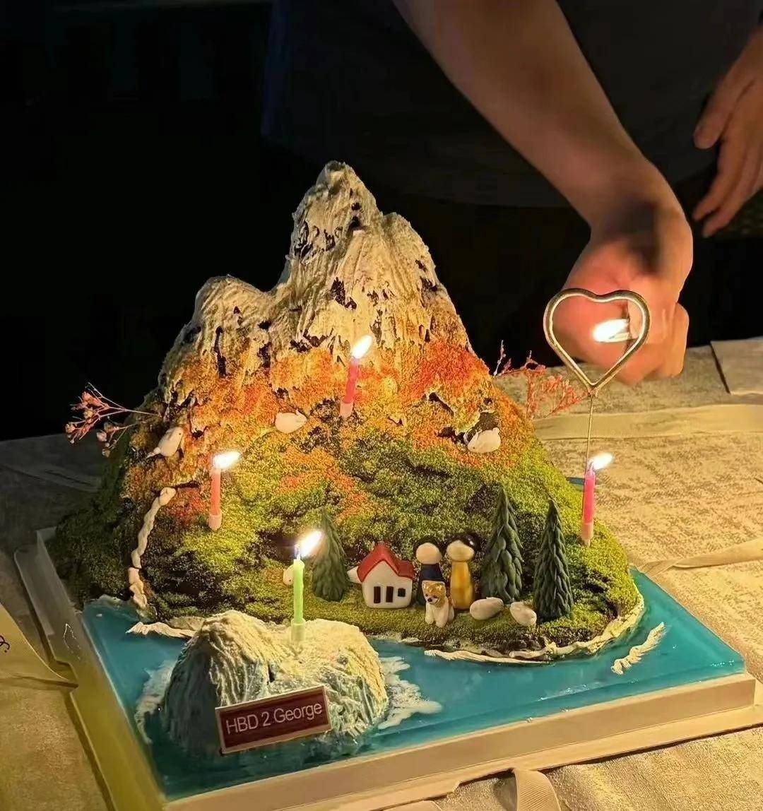 一吃一个不吱声！昂贵的3D造景蛋糕“中看不中吃”？
