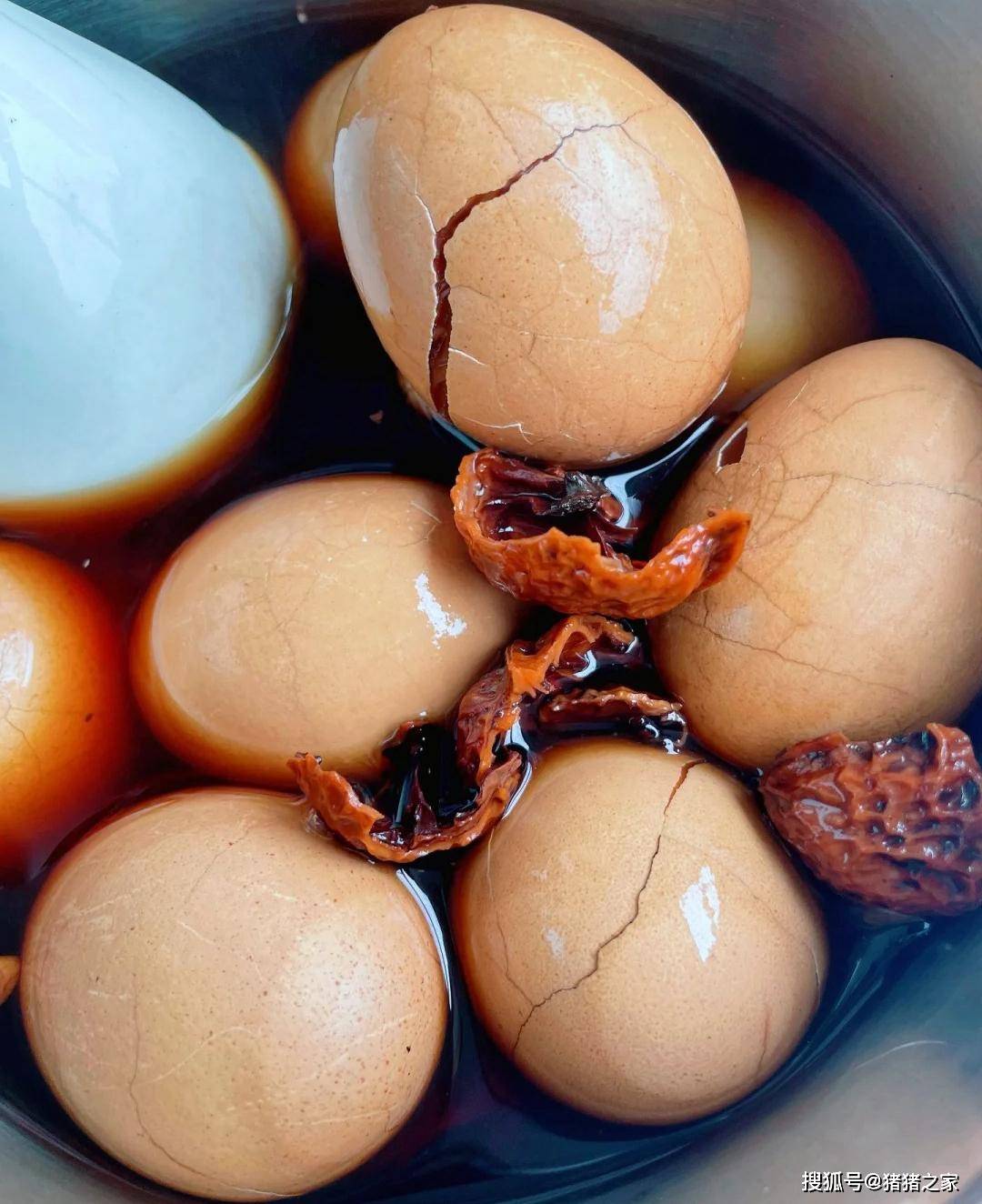 感谢陈允斌老师的配方，核桃壳煮鸡蛋真的有用！