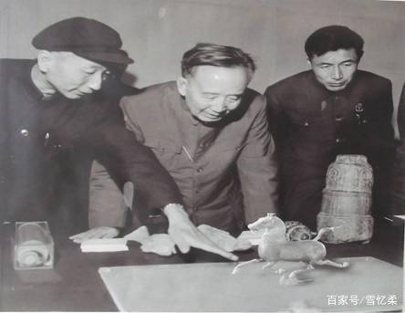 郭沫若为何痴迷于挖皇陵？他为人争议的考古成就有哪些？