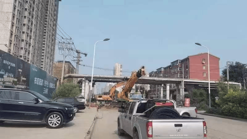 河北保定：竞秀区颉庄乡开展专项行动 美化城市道路