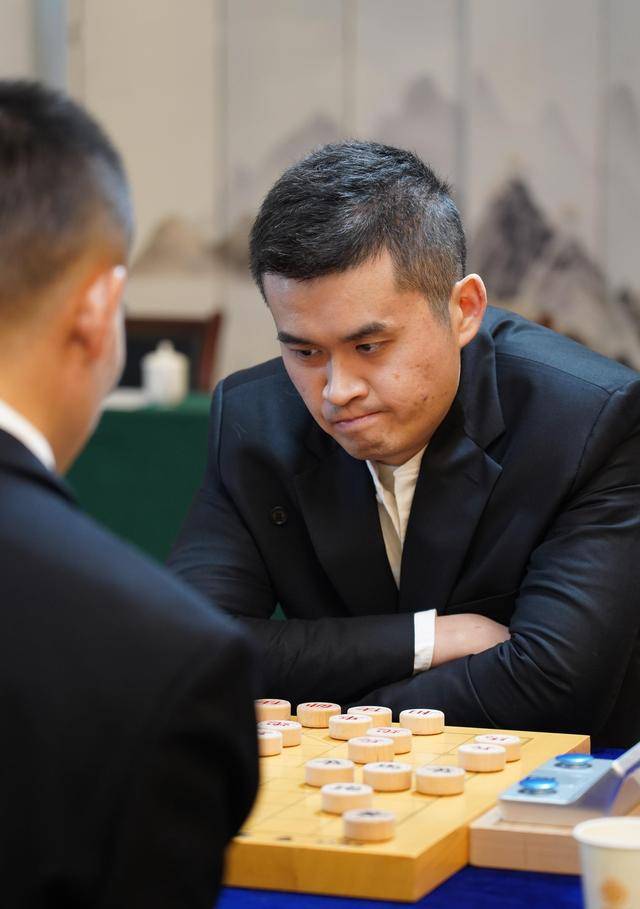 丑闻！“中国象棋第一人”王天一被批准逮捕，一场比赛赚20万