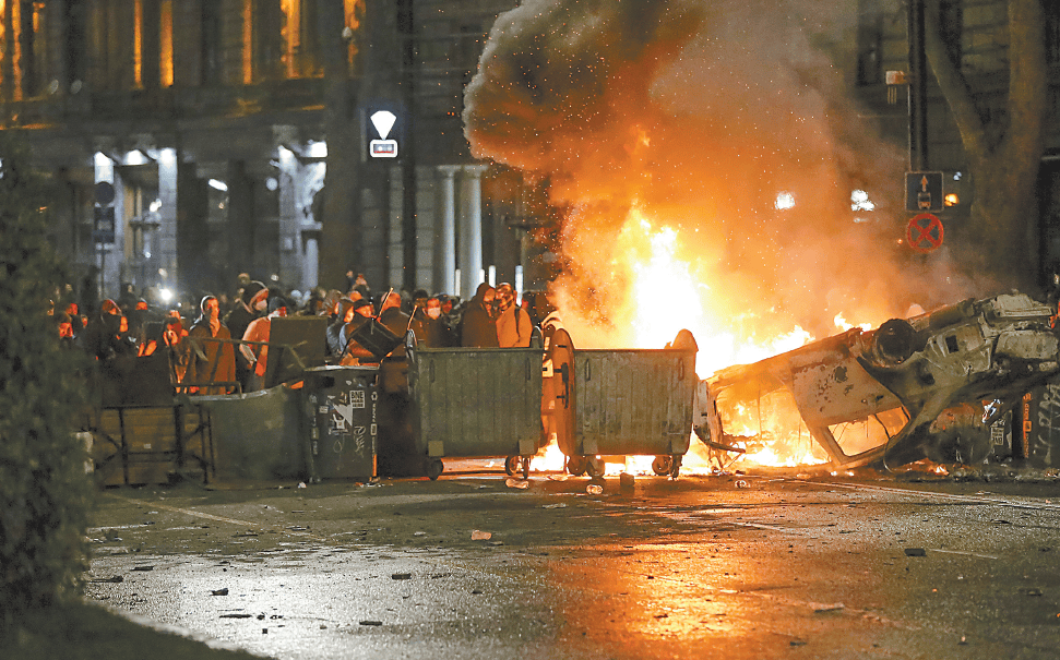 原创 第二个乌克兰即将出现,泽连斯基有望迎来帮手,双线进攻俄罗斯-第二次乌克兰内战结束时间