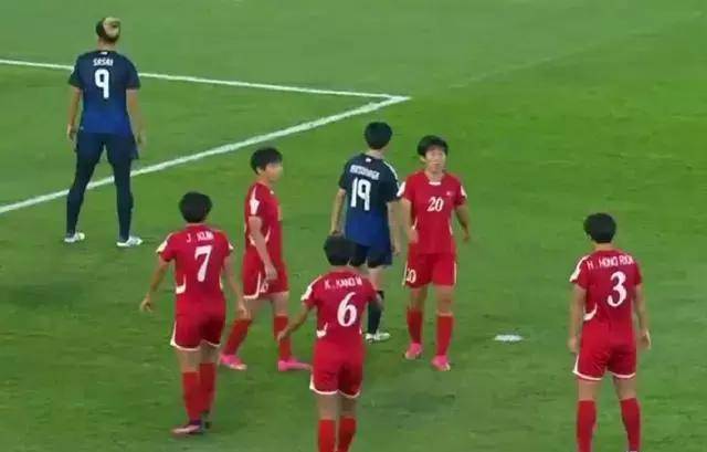 0-1丢冠！日本女足落泪，对手7场全胜夺冠，U20世界杯新王出炉