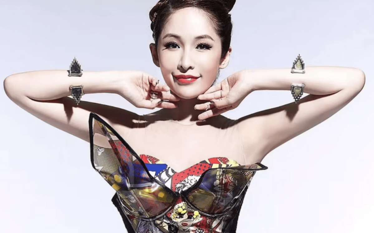 没想到,44岁萧亚轩竟走到了如今