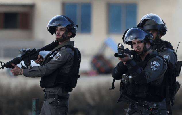 2次“误炸”？谁都不信巧合，解放军还没出手，16国挺身而出