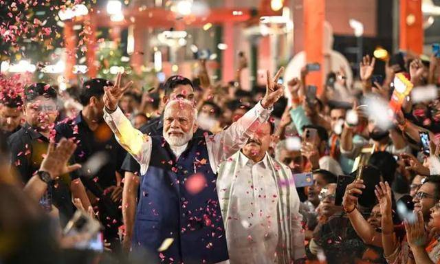 混乱升级!莫迪对华让出一大步后,立马遭死对头怒批“卖国” 混乱升级!莫迪对华让出一大步后,立马遭死对头怒批“卖国”