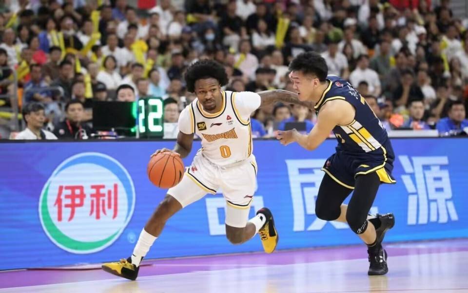 103-99！山西逆转广东双杀对手！古德温狂轰26+5，胡明轩替补25分