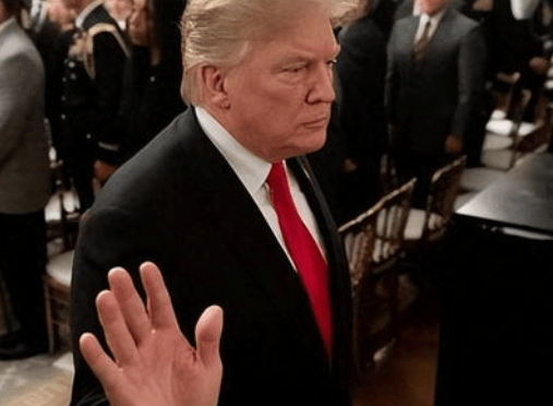 普京表态中俄关系,中方果然没看错人,美坐立不安,特朗普急求见面 普京表态中俄关系,中方果然没看错人,美坐立不安,特朗普急求见面