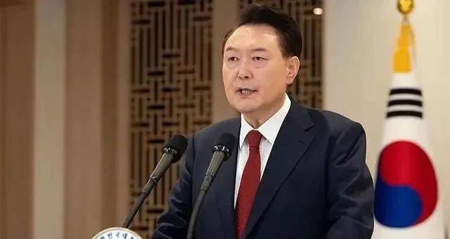 韩首都爆发混乱，尹锡悦迎来最大靠山？危急时刻，中方紧急发布通告