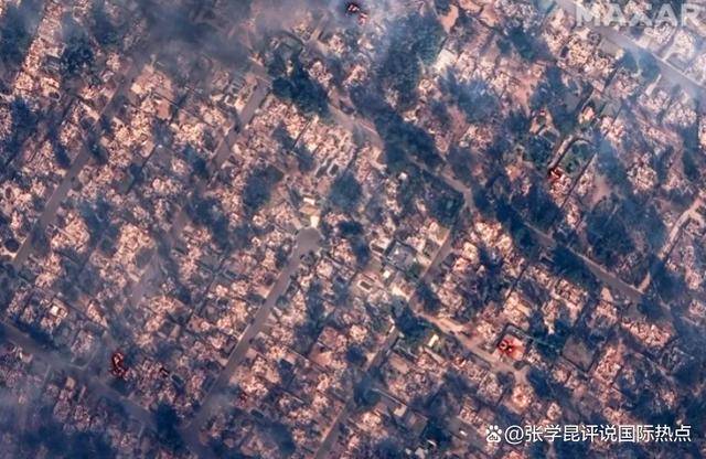 10万人举家逃亡之际，拜登不合时宜公布好消息，“现世报”马上来