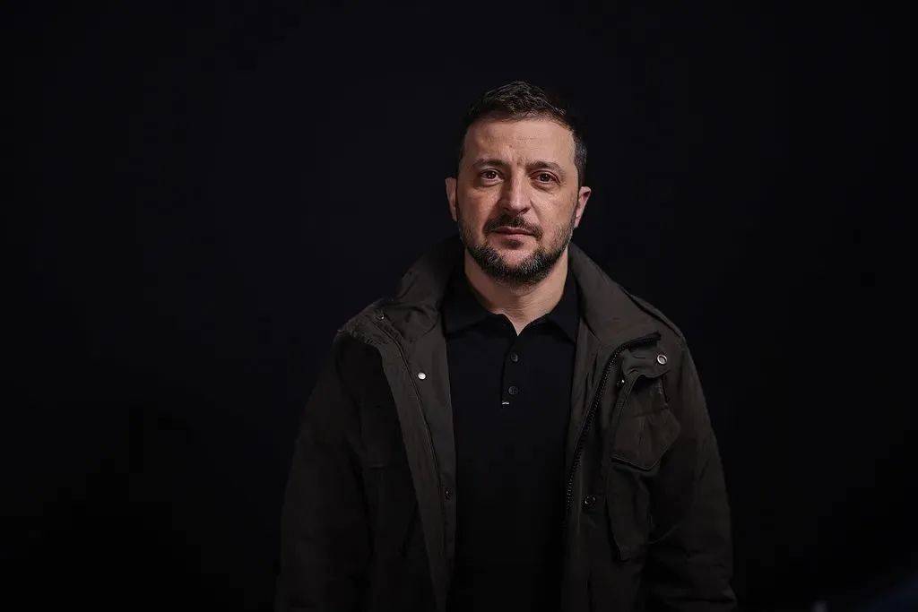 重磅!乌克兰政治大地震,泽连斯基要以1敌4?不用俄出手了 重磅!乌克兰政治大地震,泽连斯基要以1敌4?不用俄出手了