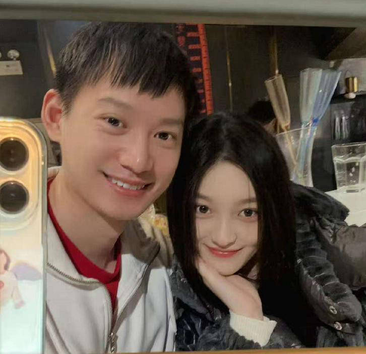 前国乒队员周雨被曝离婚，妻子回应引发众人关注