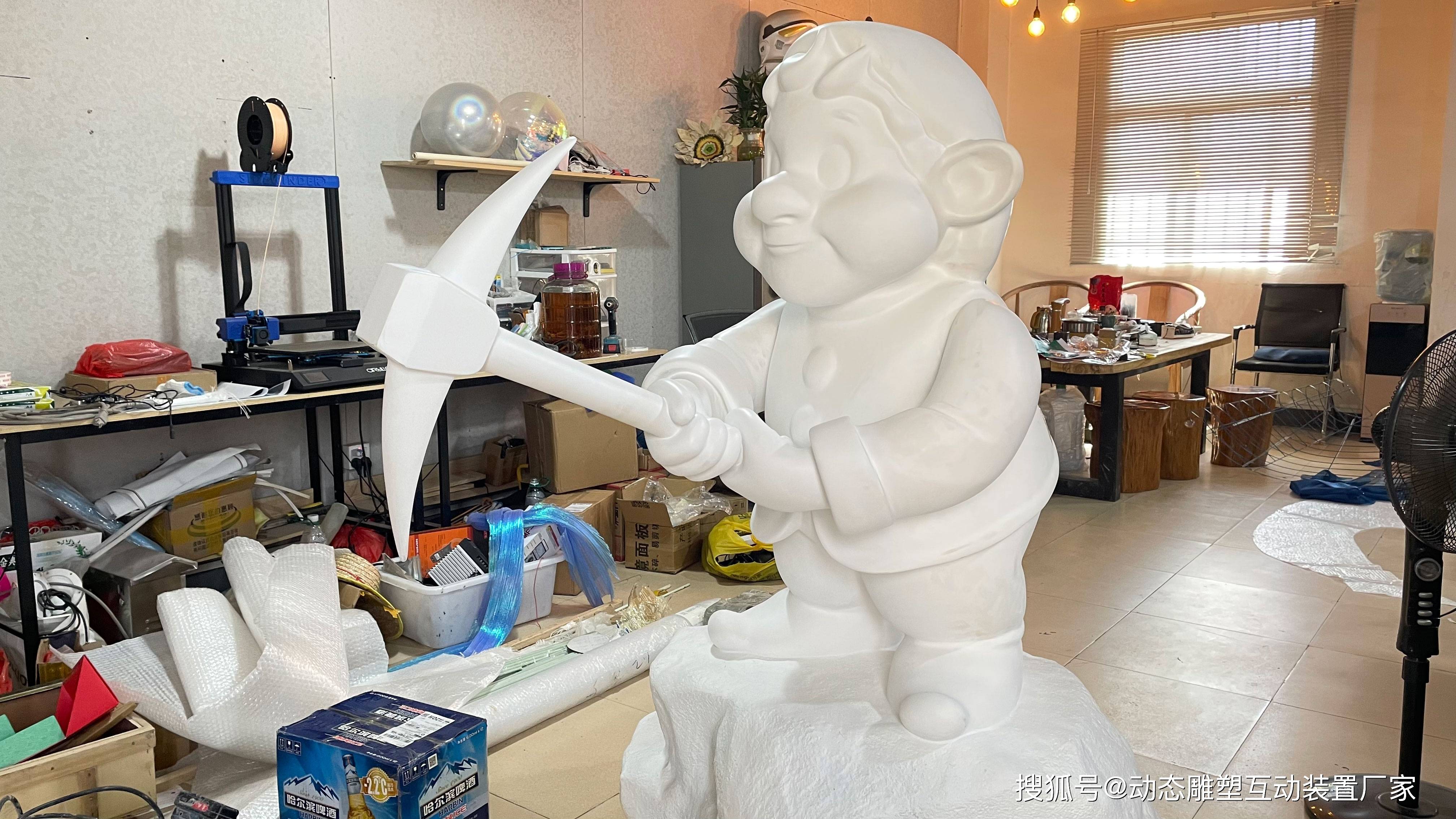 玻璃钢雕塑制作与仿真机模厂家定制
