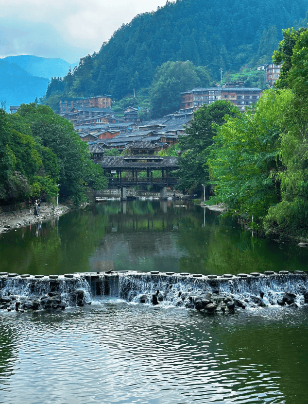 美嘉体育下载贵州五天四晚自由行攻略｜山水奇景一次心灵的旅行最新报价看完避坑更省钱(图2)