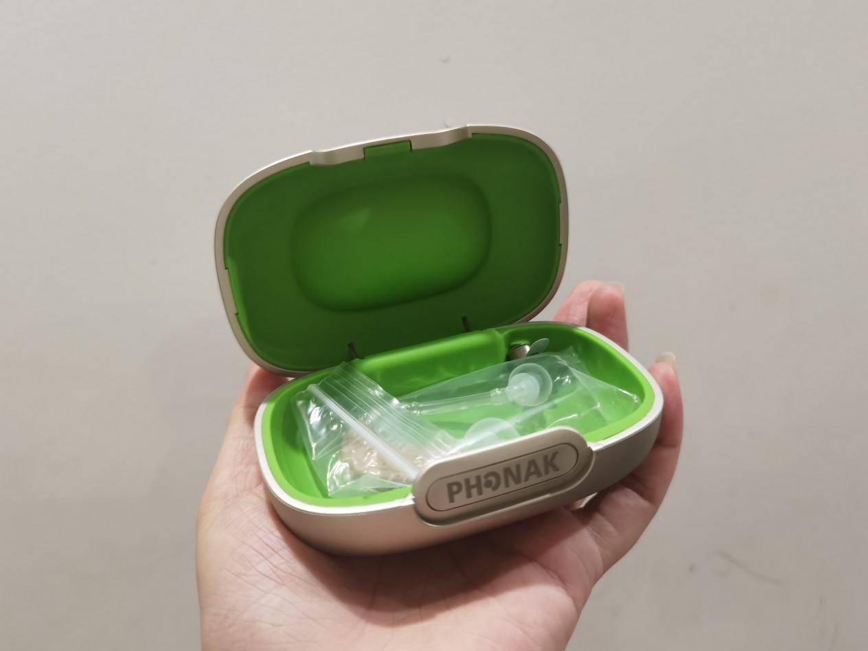 助听器哪个牌子适合老年人?2025适合父母长辈用的五大助听器推荐