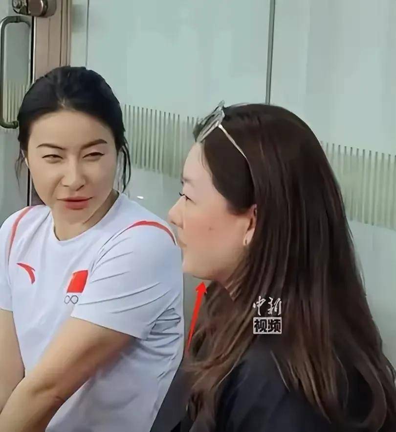 原创伏明霞曾被说老得快，现郭晶晶也加入行列，不再孤单