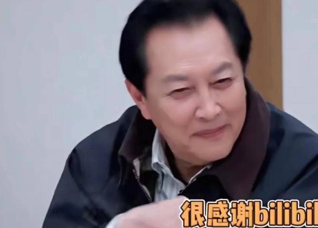 这一次娱乐圈的残酷现实在72岁上综艺的唐国强身上体现了，刘耀文再登快乐大本营