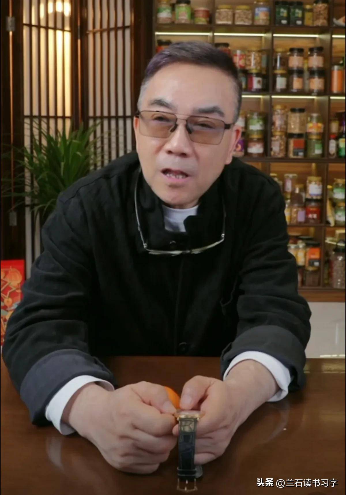 侯耀华和杨议对头雕刻见面后侯耀华小管家杨1xBET官网议助理先后发声(图1)