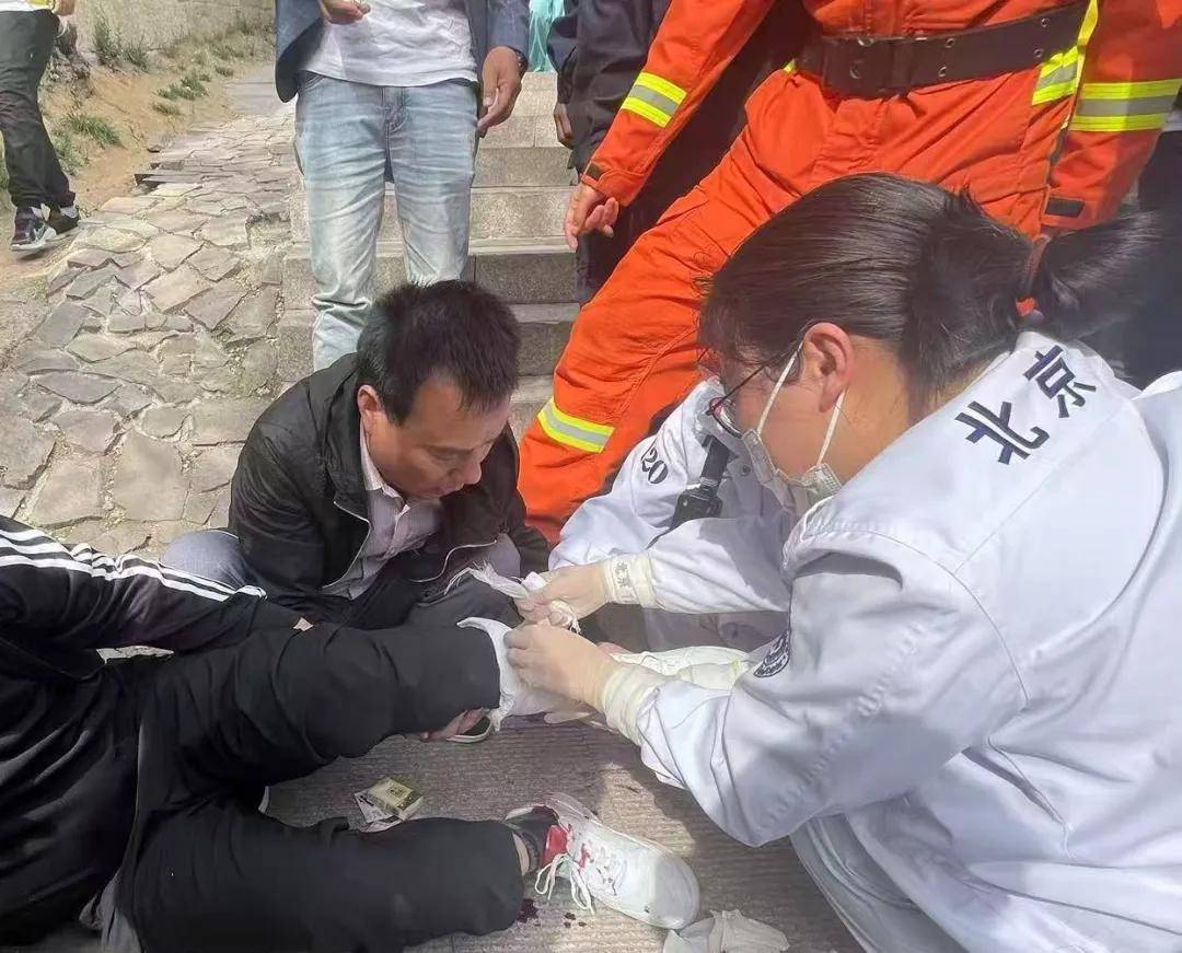 延庆八达岭长城上的“多彩”守护——