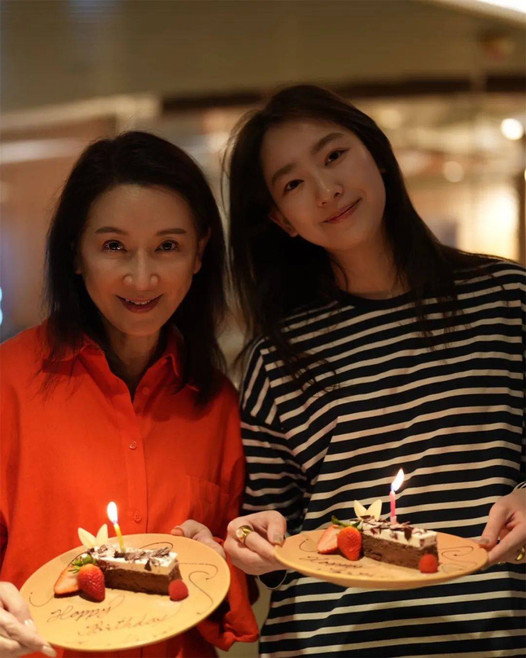 《水饺皇后》马丽的大女儿，香港“最美星二代”，妈妈是龚慈恩
