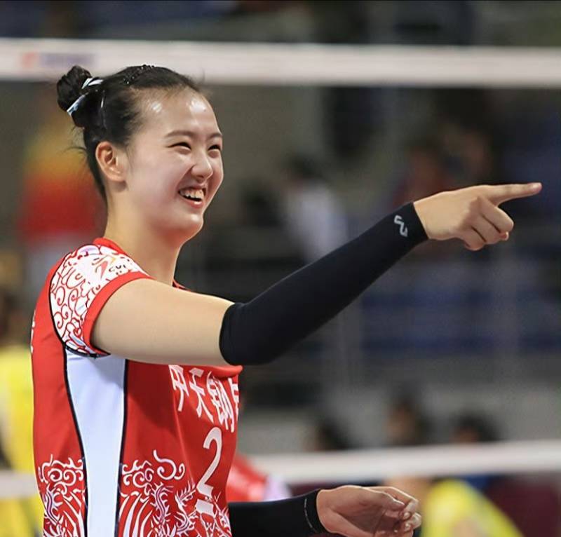 原创             华丽转身！张常宁解锁两种新身份，亮相新岗位，传递女排精神