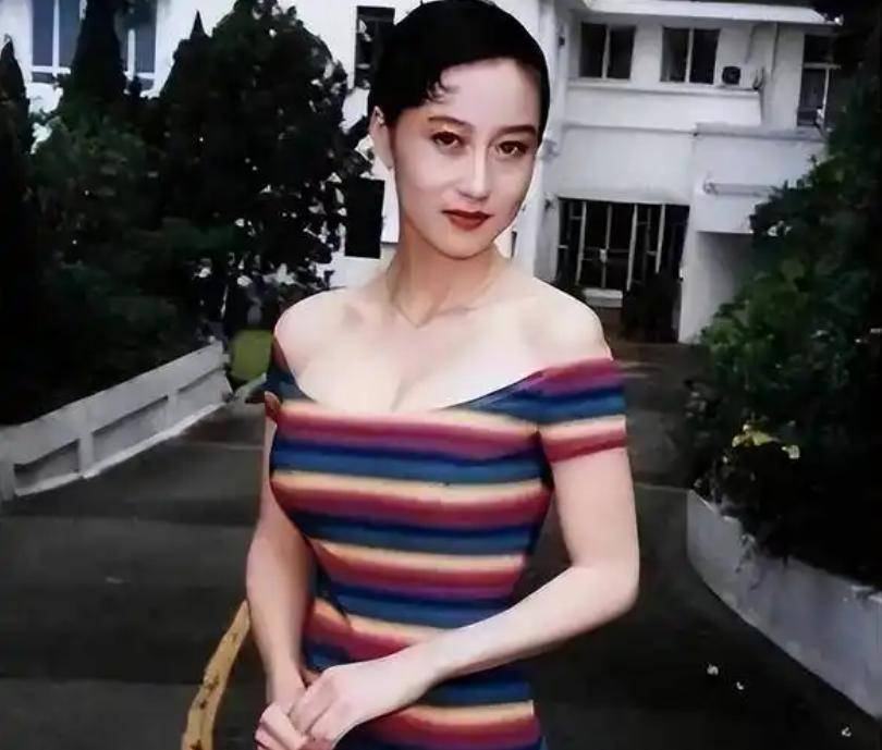 李连杰自称进入倒计时，重提当年港娱黑幕，要求利智日后低调行事