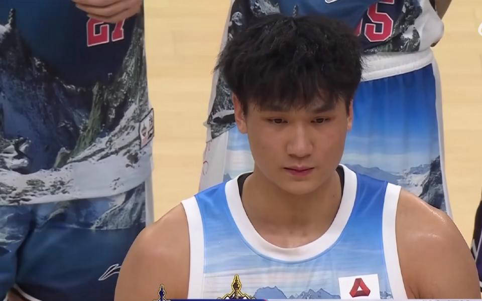 原创             北大球员管子煜获CBA星锐赛MVP，即将加盟广州龙狮俱乐部