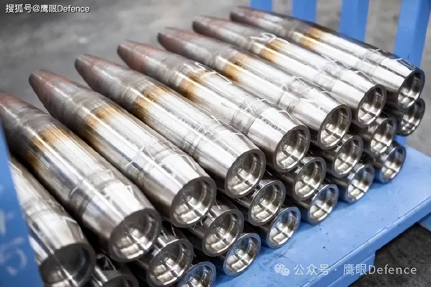乌克兰今年有400万发炮弹！俄军每月能招募多少人？数据不一样啊