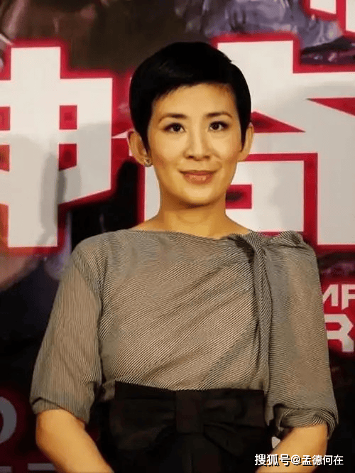 这谁能顶得住呢？吴君如，这身材是真的绝！