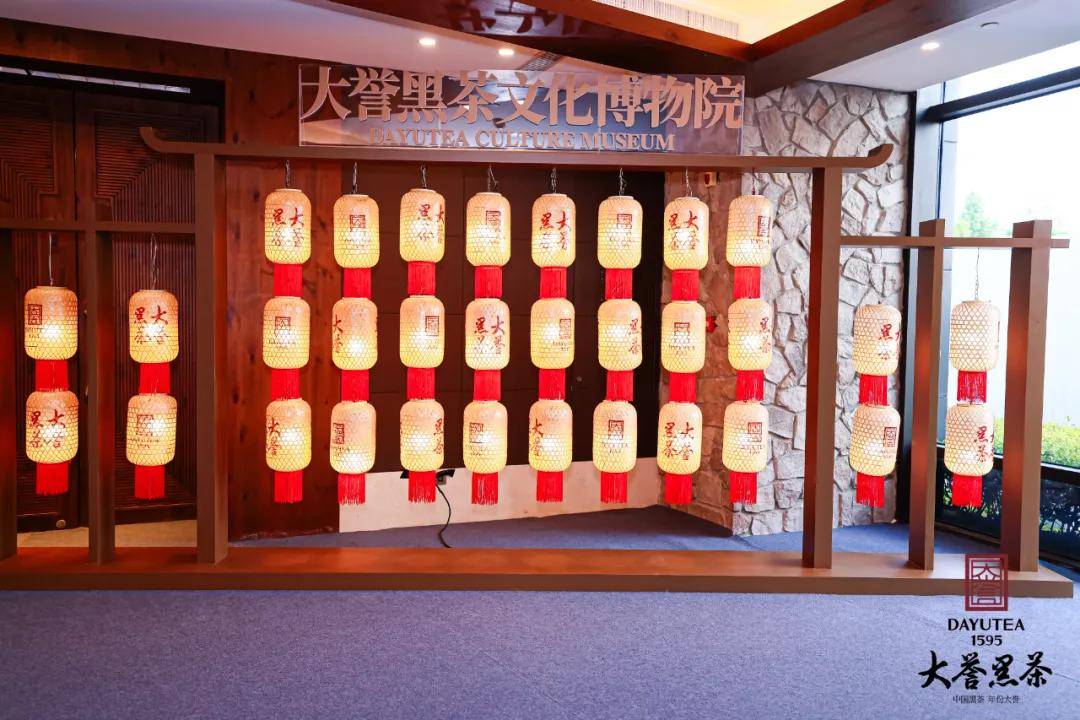 pg娱乐电子游戏平台茶遇知音 墨舞千年——白沙溪大誉黑茶“启万里茶途”武汉站雄伟