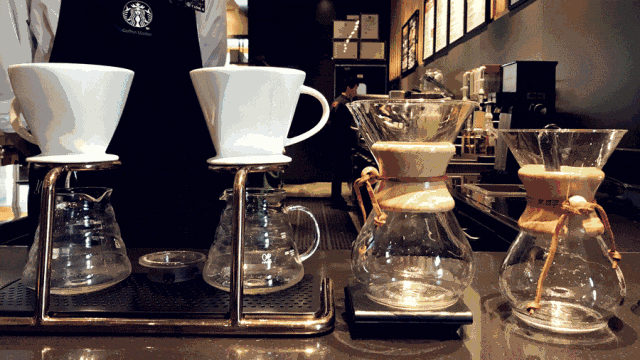 星巴克顶不住了？残酷茶咖大战没有尽头