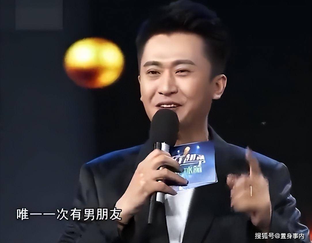 丈夫欠债别墅遭拍卖，靠2500退休金过活，无儿女的杨昆咋样了？