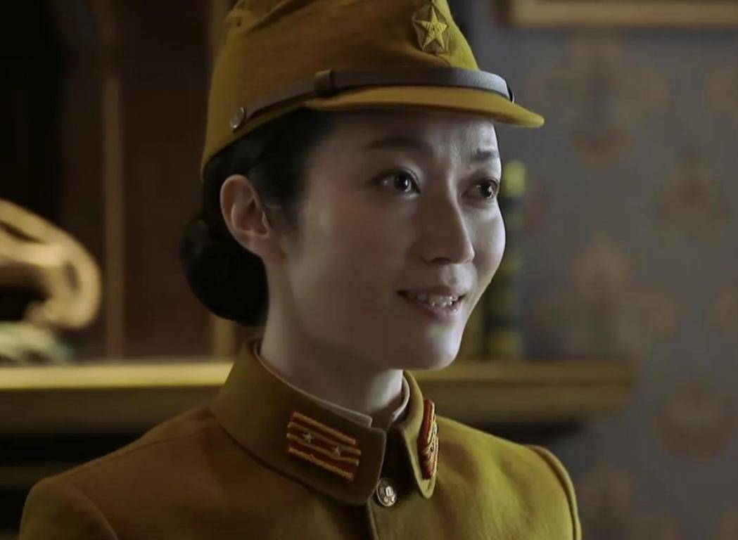 她是日本人，在中国跑龙套10年，靠伪装者爆火，现在怎样了？