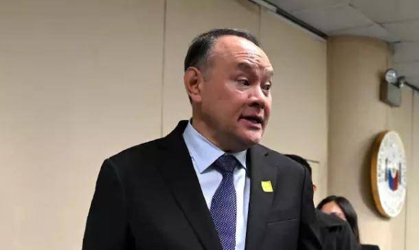 中俄联合行动，10国已选边站，特朗普被反将一军？菲火速找上美国