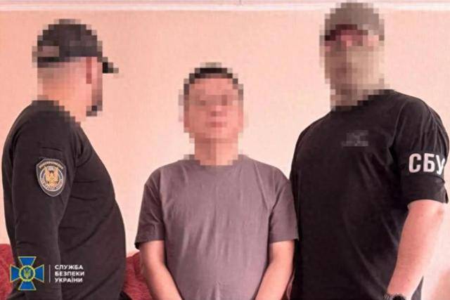 乌克兰制裁5家中企、抓了2人，中国下最后通牒，泽连斯基敢接吗