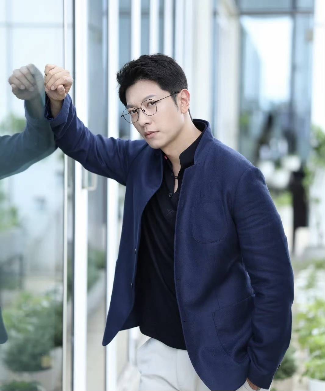 如今四十出头的高钧贤接到这样的重要角色,着实是一份惊喜。他非常感谢