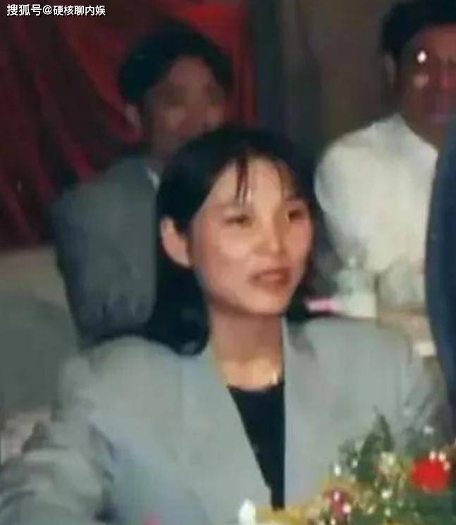 老员工谈杜建英：宗庆后本不要她，得力助手想追她，恳请宗留下她
