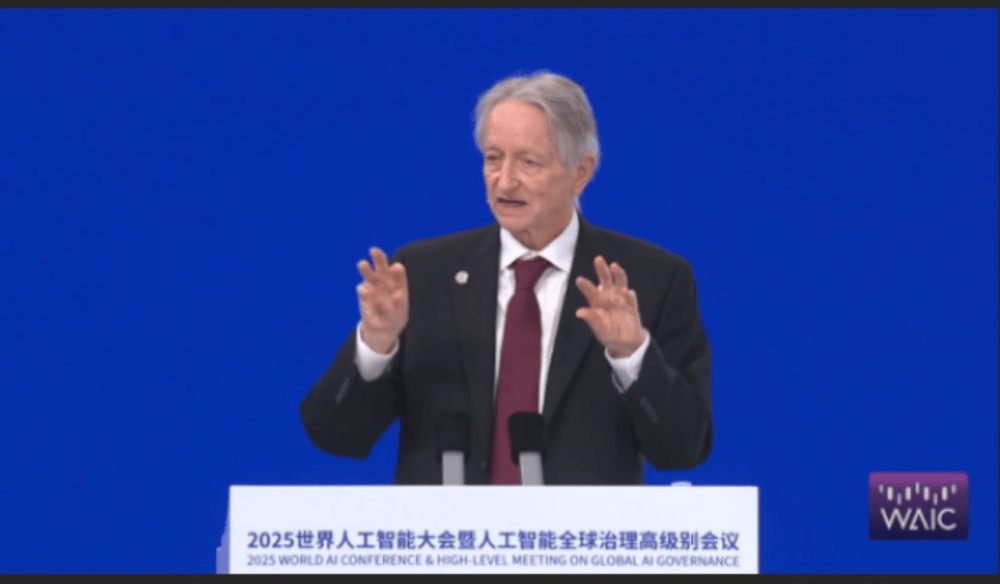 发展AI“养虎为患”？“AI教父”辛顿：消灭AI不现实；要把AI训练好，让它不“杀”你