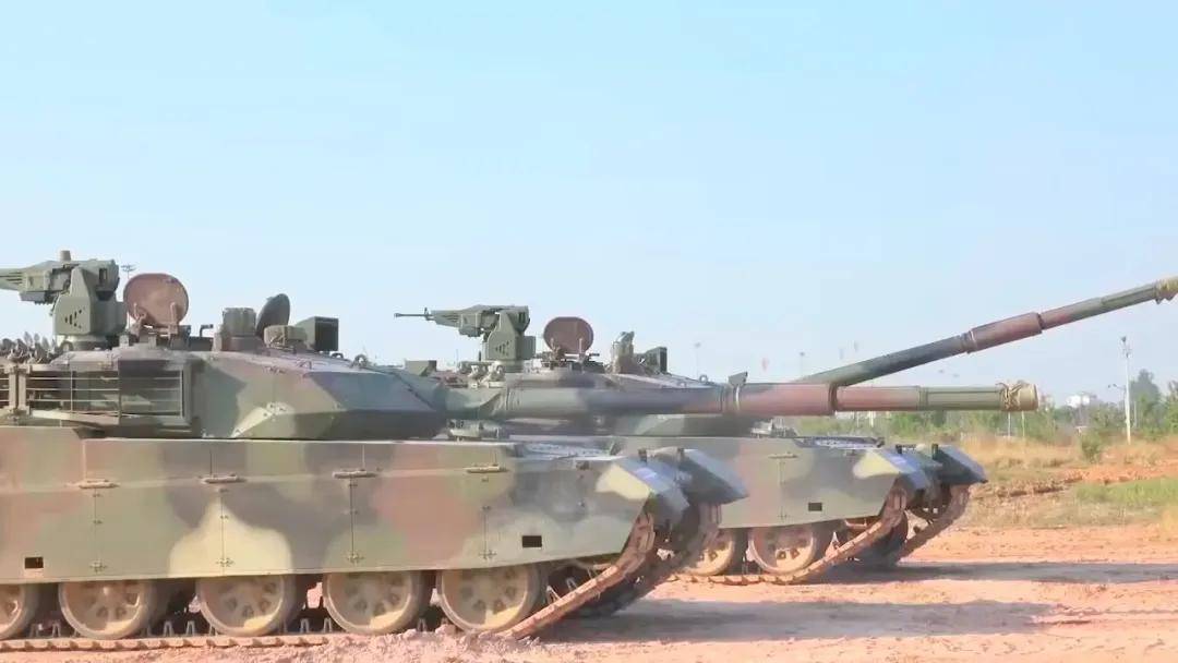 攻占75平方公里土地！泰国陆军T-84M和VT-4坦克，谁表现更出色？