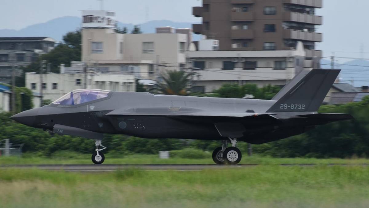 首批交付20多架！印度放弃F-35A选择苏-57，就是冲歼-10CE来的？