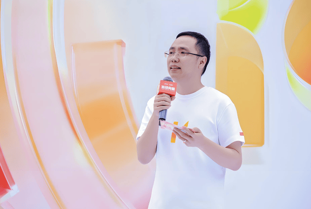 3200亿快手，“杀向”外卖、自营网贷