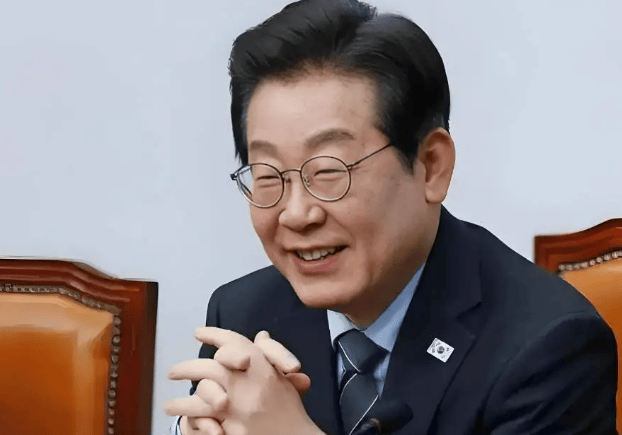 亲华果然是假象！被传拒绝出席中国阅兵后，李在明转头将连访两国，韩国野心已暴露无疑