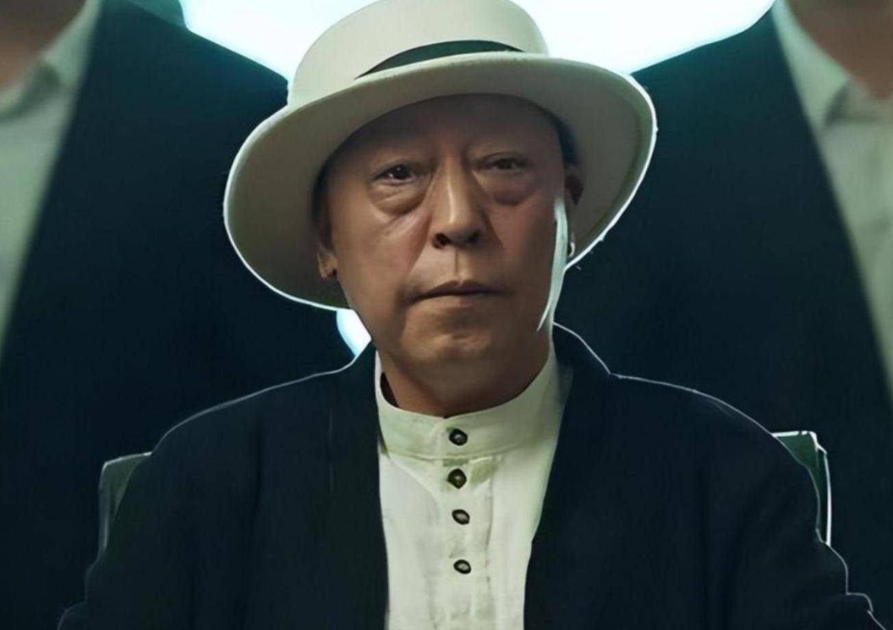 原来她是倪大红妻子，难怪65岁能出演《生万物》，娶个贤妻旺三代