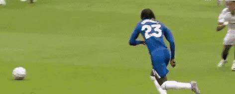 随着切尔西2-0热刺0-1曼联3-2绝杀英格兰足球超级联赛伯恩利英超积分榜已出